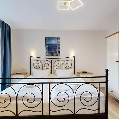 Strandnahe Mit Terrasse, Jugendglueck,