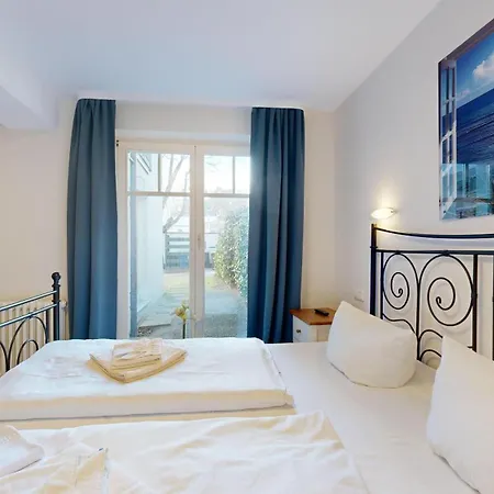 Strandnahe Mit Terrasse, Jugendglueck, Апартаменты Остзебад Бинц