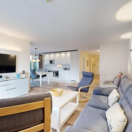 Strandnahe Mit Terrasse, Jugendglueck, *